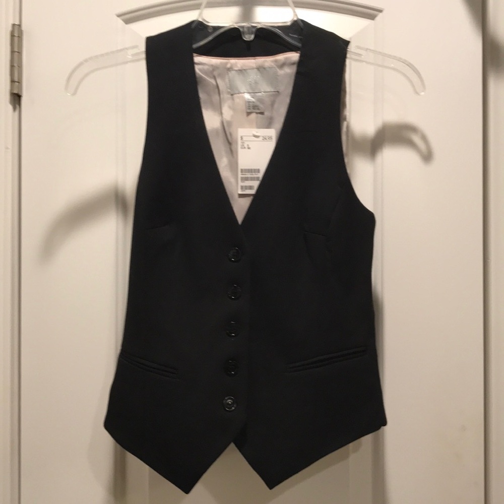HM vest